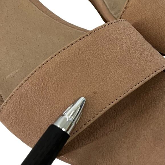 EILEEN FISHER "MARA" TAN LEATHER ANKLE STRAP OPEN TOE LOW HEEL SANDALS/WEDGES - Picture 10 of 11